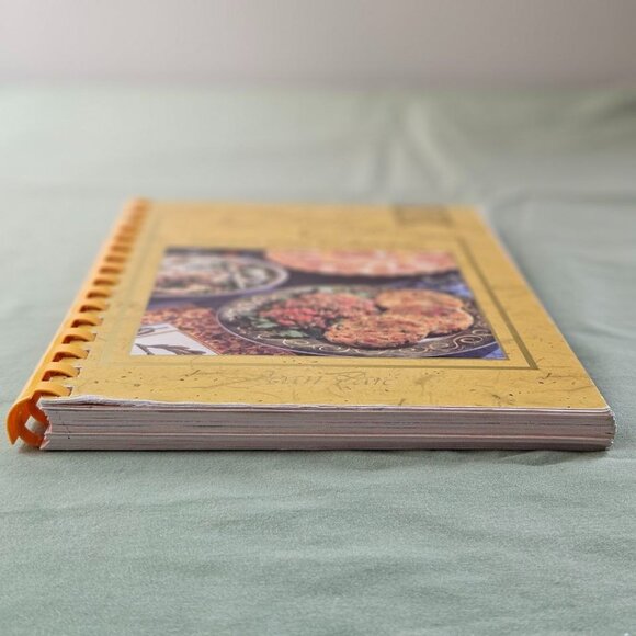 Company's Coming - Meatless Cooking by Jean Pare - Plastic Comb - Easy Recipes - Picture 7 of 10